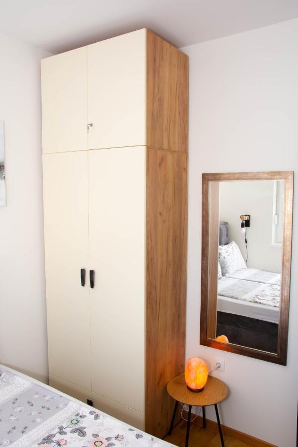 Laura Apartment نوفي ساد المظهر الخارجي الصورة